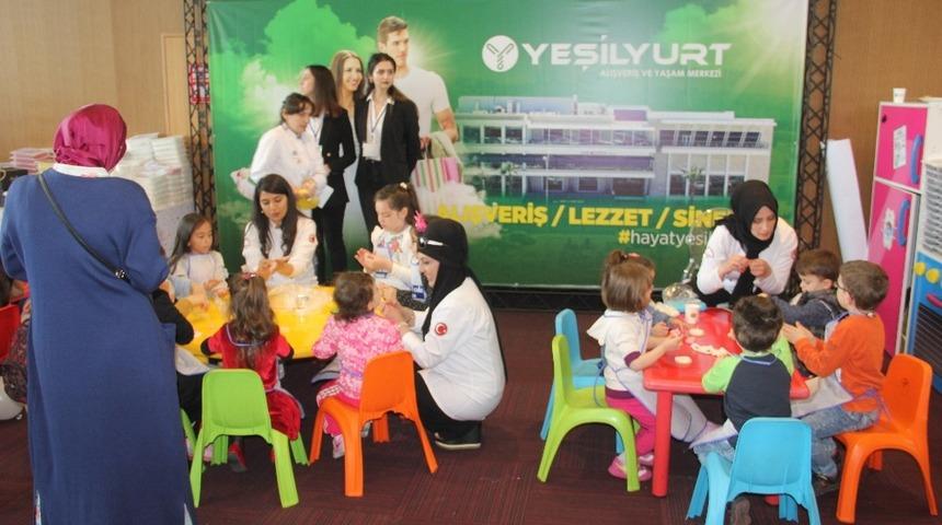 Minik &ccedil;ocuklar AVM standında h&uuml;nerlerini sergiledi