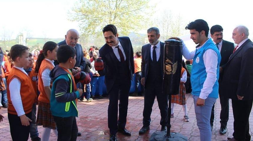 Gen&ccedil;lerden bir başarı da m&uuml;zikte