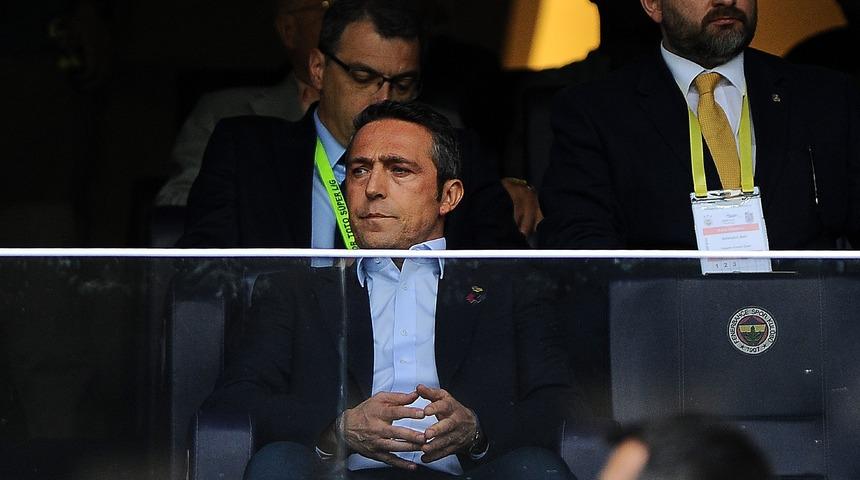Fenerbah&ccedil;e Başkanı Ali Ko&ccedil; soyunma odasında Volkan Demirel'i uyardı