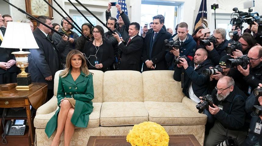 Melania Trump'ın fotoğrafı sosyal medyayı salladı!