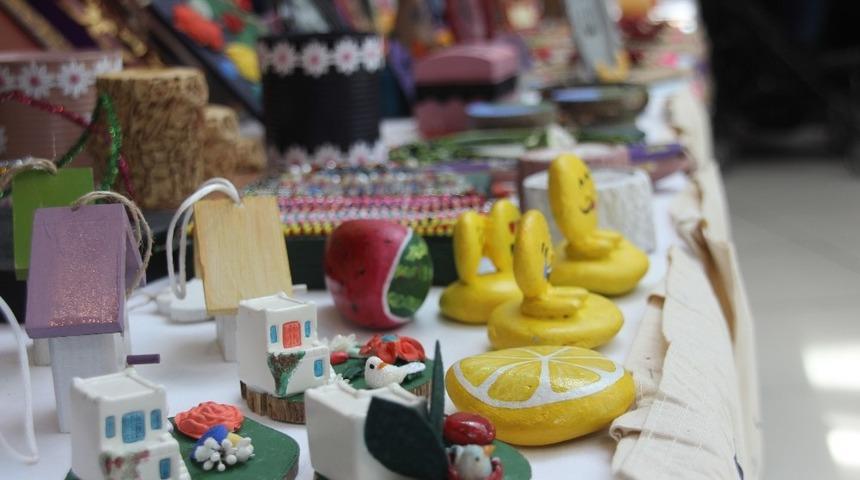 Engelleri resimleriyle aştılar