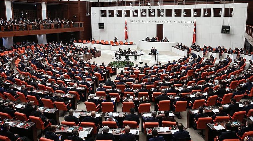 Seçim Kanunu Teklifi'nin birinci bölümü TBMM'de kabul edildi! Seçim barajı düşüyor