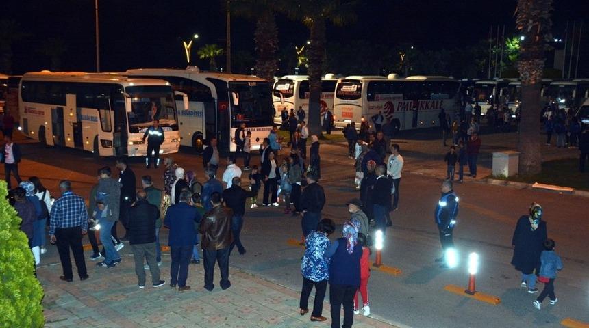 Beşinci kafile şehitlik ziyareti için yola çıktı