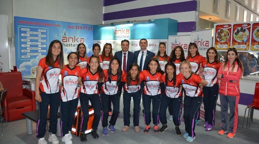 Hokey&rsquo;in sultanları Domotex&rsquo;te