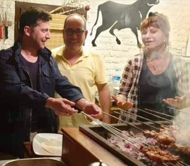 Ukranya Cumhurbaşkanı Zelenskiy’in Türk usulü mangal keyfi