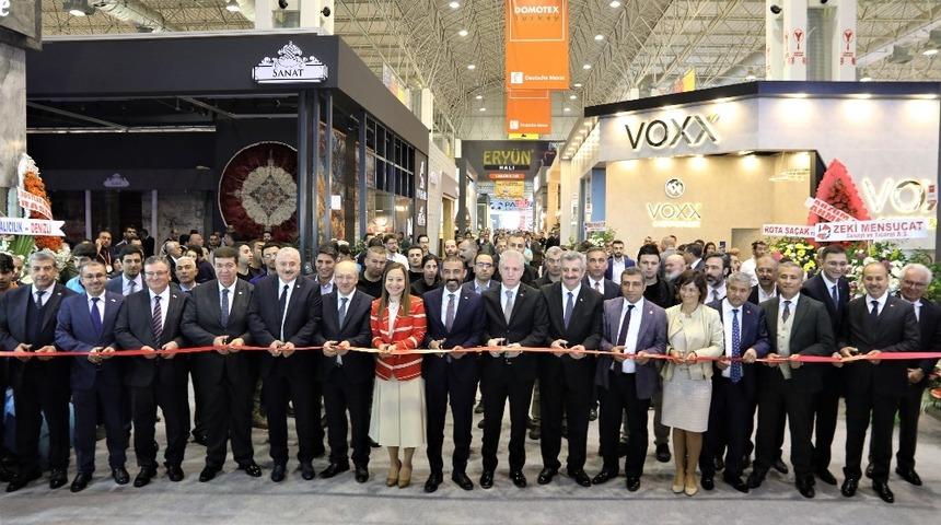 D&uuml;nyanın halısı g&ouml;r&uuml;c&uuml;ye &ccedil;ıktı