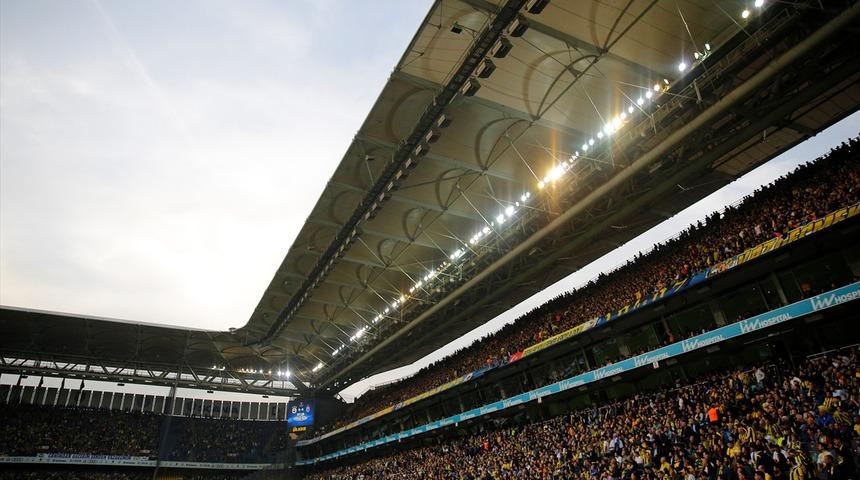 Fenerbah&ccedil;e-Trabzonspor ma&ccedil;ı &ouml;ncesi tarihe ge&ccedil;ecek eylem &ouml;nlendi