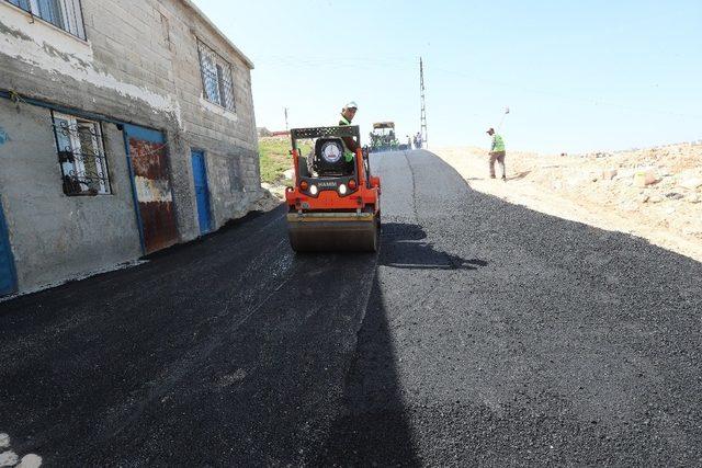 Şahinbey’de asfalt sezonu başladı