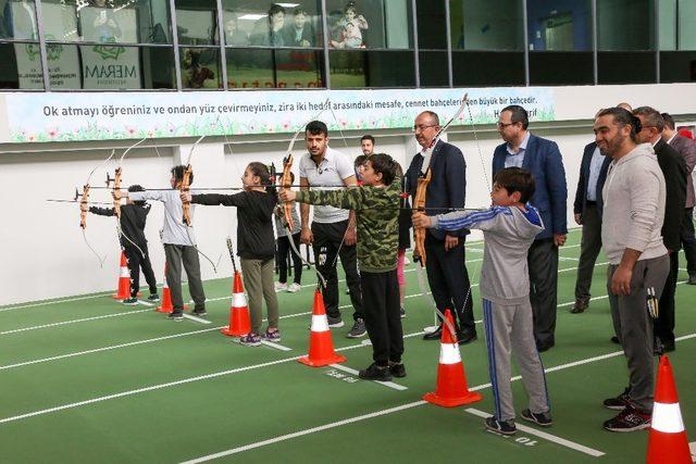 Meram Belediye Başkanı Mustafa Kavuş: “Spor yatırımları ve gençlik projeleri bizim için çok değerli”