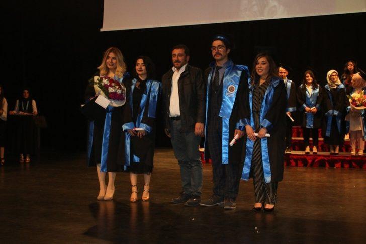 İletişim Fakültesi 2018-2019 dönem mezunlarını verdi G2
