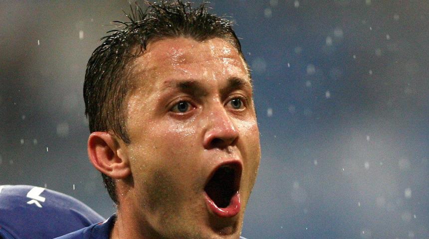 Galatasaray'ın eski yıldızı Sasa Ilic, futbolu bırakıyor