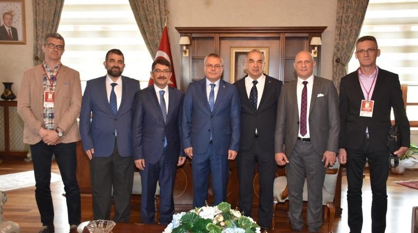 Başkan &Ccedil;elik Donju Vakuf heyetini ağırladı