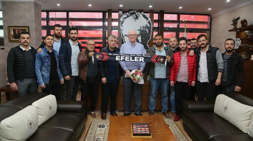 Efeler Taraftar Grubundan Kazım Kurt&rsquo;a tebrik ziyareti