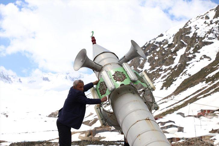 Kışın yatırdıkları minareyi kaldırdılar G4