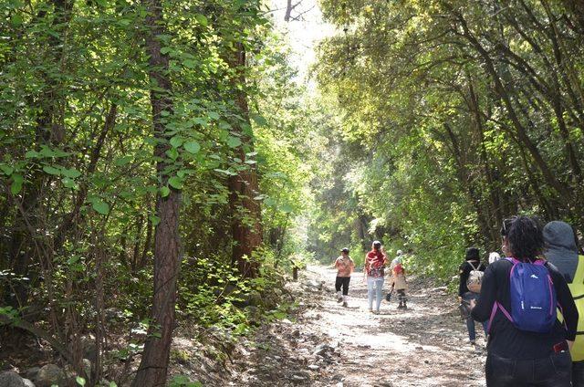 Kuşadası’nda Kaymakamlıktan Zeus Mağarası ve Milli Park gezisi