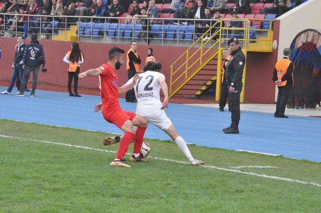 TFF 2. Lig: Zonguldak Kömürspor: 0 - BAK Spor: 1