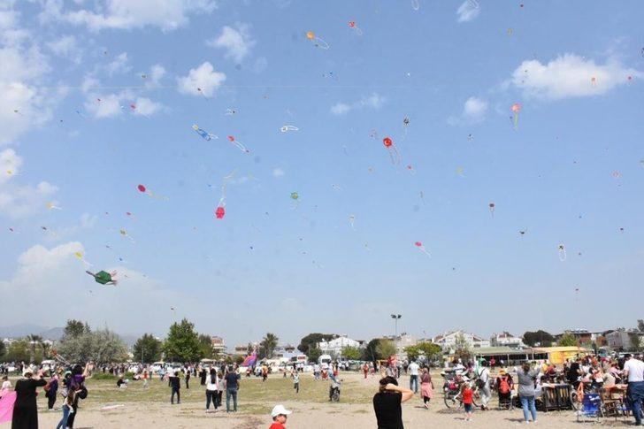 21 Uçurtma Şenliği Edremit’te yapıldı G2
