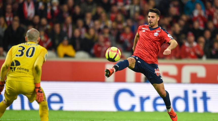 Lille'in Nimes'i 5-0 yendiği ma&ccedil;ta Zeki &Ccedil;elik bu sezonki ilk gol&uuml;n&uuml; attı