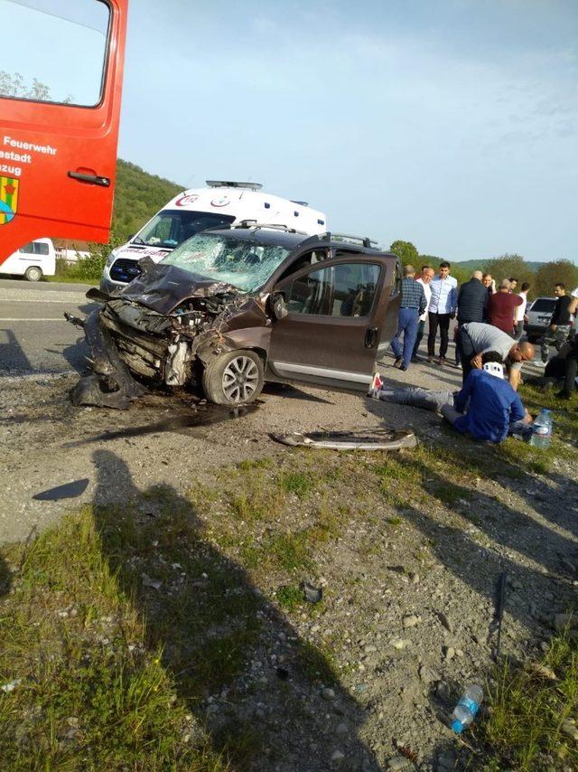 Zonguldak’ta feci kaza: 1 ölü, 4 yaralı