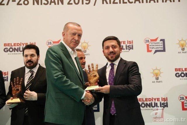 Cumhurbaşkanı Erdoğan’dan Belediye Başkanı Arı’ya ödül