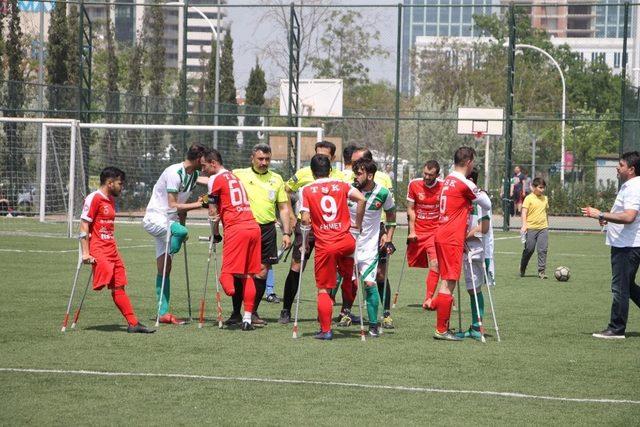 TSK Ampute takımı, Bursa’yı 5-0 yendi