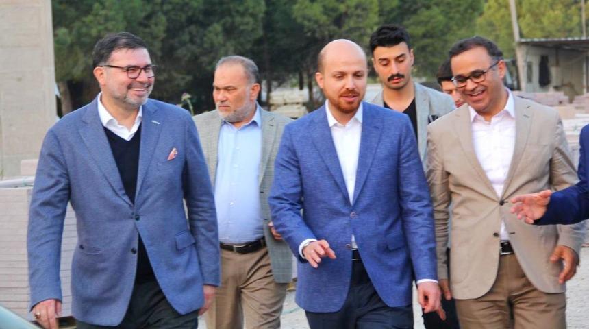 Bilal Erdoğan'dan Bilal Saygılı Camii ve K&uuml;lliyesi'ne ziyaret