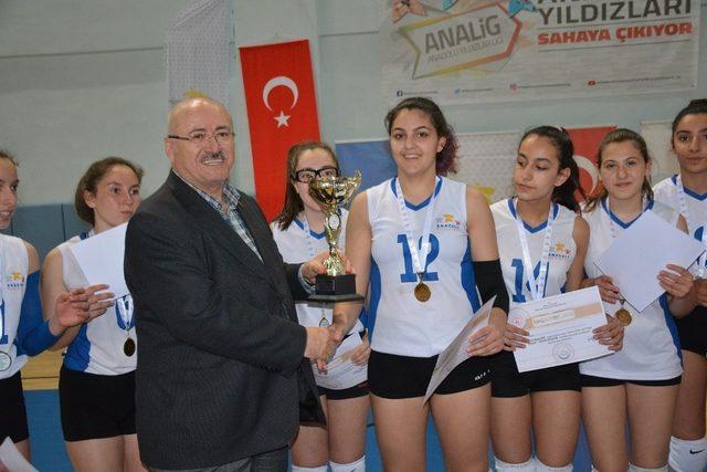 Yıldızlar Voleybol Türkiye Şampiyonası