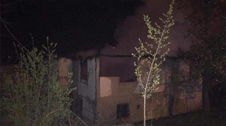 Komşusuna gitti, eve döndüğü zaman hayatının şoku yaşadı!