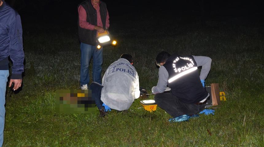 22 yaşındaki gen&ccedil; kayısı bah&ccedil;esinde &ouml;l&uuml; bulundu