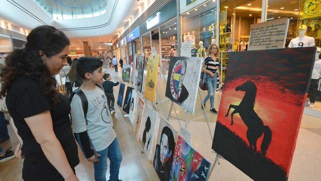 Liseli gençler sergi açtı