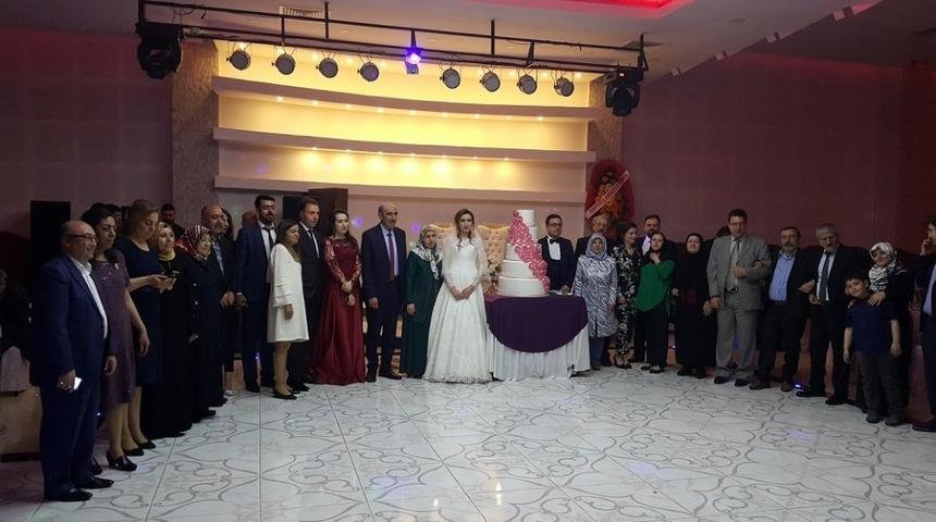 Polat Ailesinin mutlu g&uuml;n&uuml;