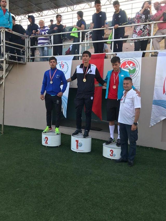 Atletizm’de madalyalar gelmeye devam ediyor