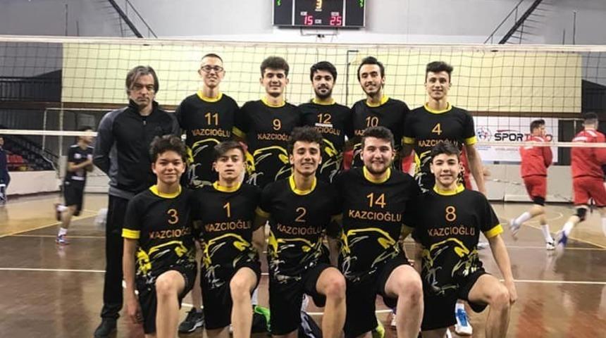 Simavlı gen&ccedil; voleybolcular grup birincisi oldu