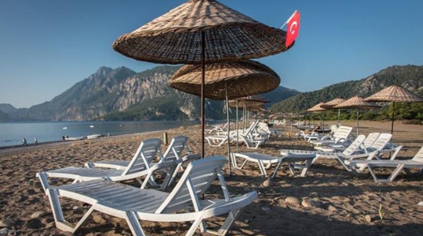 İngiliz turistlerin bu yaz Avrupa Birliği dışındaki ilk tercihi Türkiye