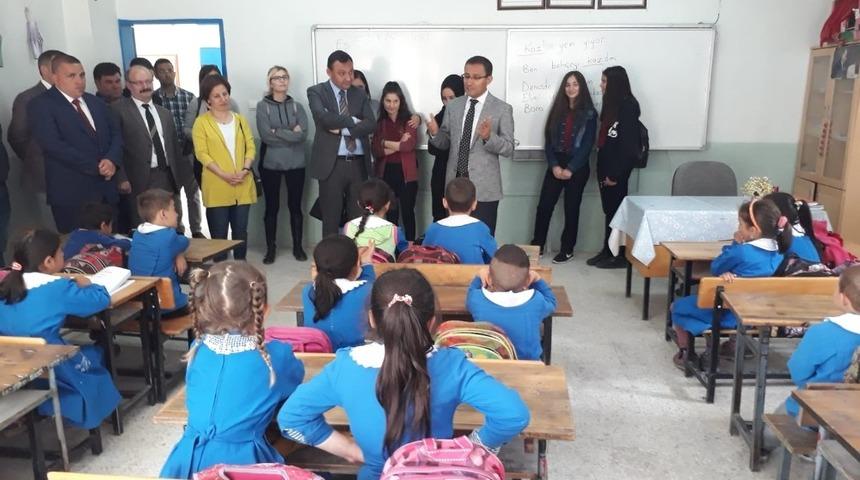 Alaşehir&rsquo;de "Kardeş Okul" Projesine kaymakam U&ccedil;gun&rsquo;dan destek