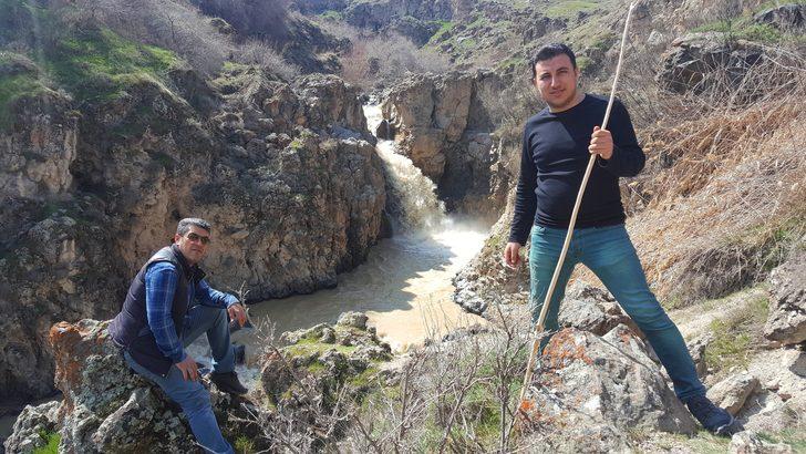 Doğaseverler işbaşında! Keşif yürüyüşünde saklı cennet buldular G1
