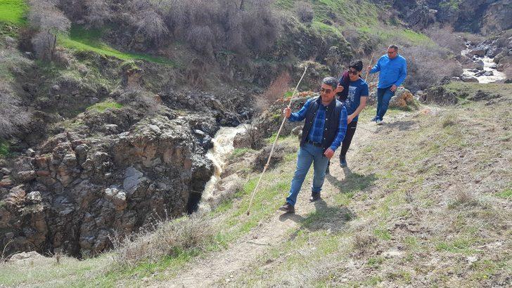 Doğaseverler işbaşında! Keşif yürüyüşünde saklı cennet buldular G5