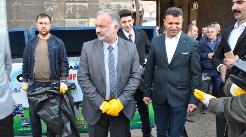 Kars Belediyesi temizlik kampanyası başlattı