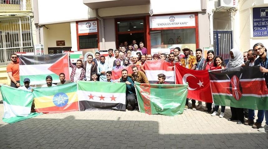 Aydın &rsquo;Doğudan Batıya Adil Bir D&uuml;nyaya&rsquo; bende varım dedi