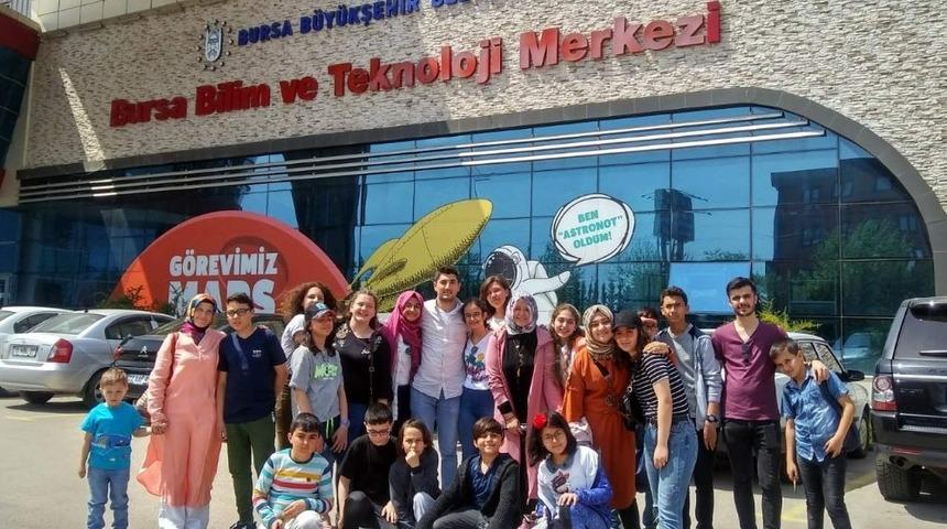 Final Akademi Ortaokul ve Anadolu Lisesi &ouml;ğrencilerinin Bursa gezisi