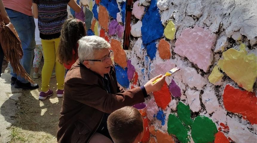 Germiyan İlokulu rengarenk oldu