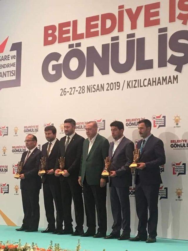 Cumhurbaşkanından Başkan Gürer’e ödül