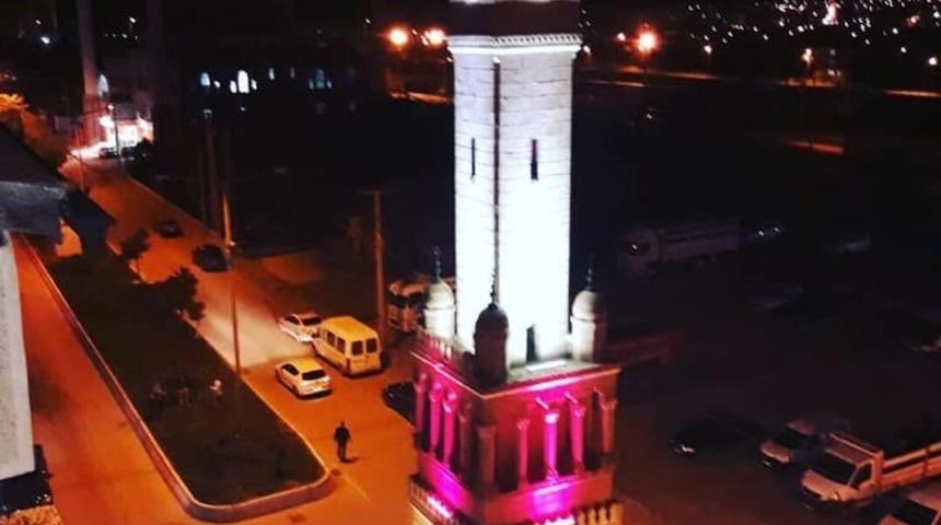 Saat kulesi yeni görünümüne kavuştu