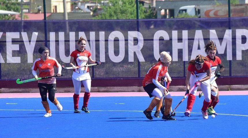 Açık Alan Hokey Süper Lig müsabakaları başladı