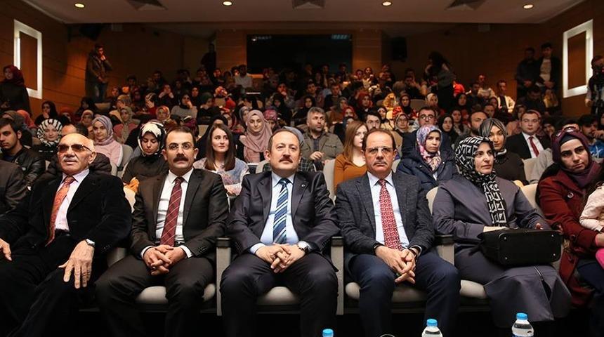 Prof. Dr. Necmettin Tozlu, Prof. Dr. Fuat Sezgin’i anlattı