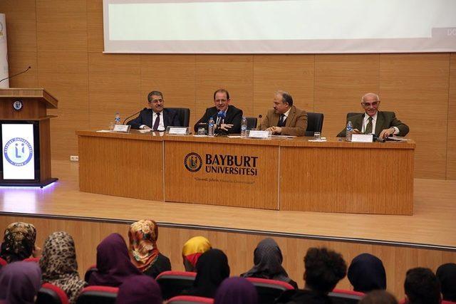 Bayburt Üniversitesi’nde “Kimlik, Kültür ve Medeniyet” konulu panel düzenlendi