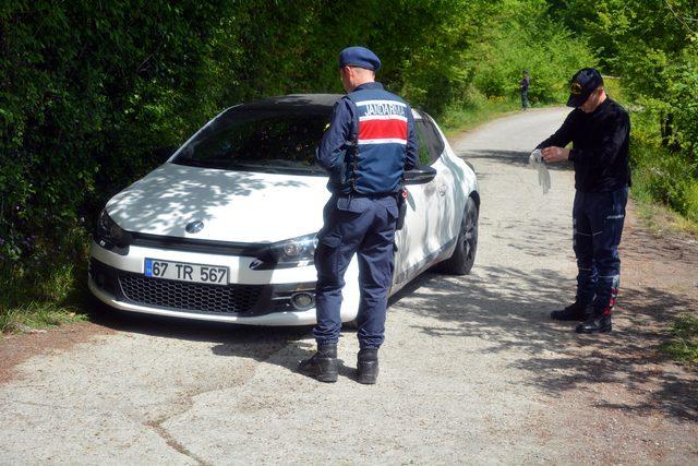 Amatör boksörü öldürüp otomobiline koydular