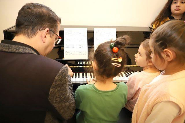 ŞSM’de piyano eğitimleri başladı