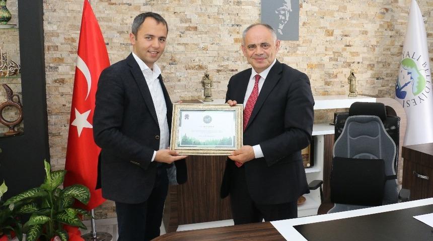 AK Parti Kayseri İl Gen&ccedil;lik Kollarından Başkan &Ouml;zt&uuml;rk&rsquo;e ziyaret