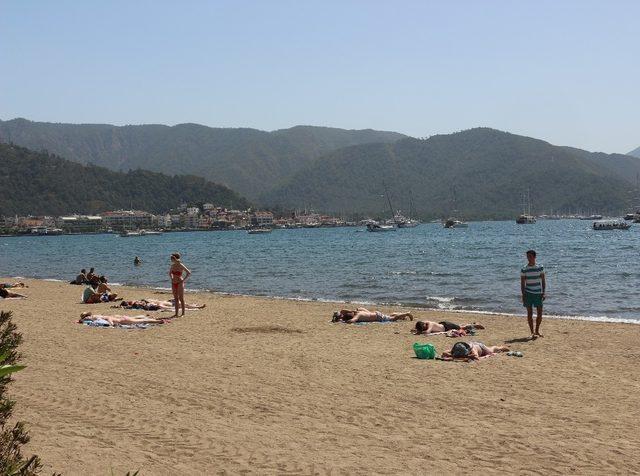 Marmaris’te plajlar hareketlendi